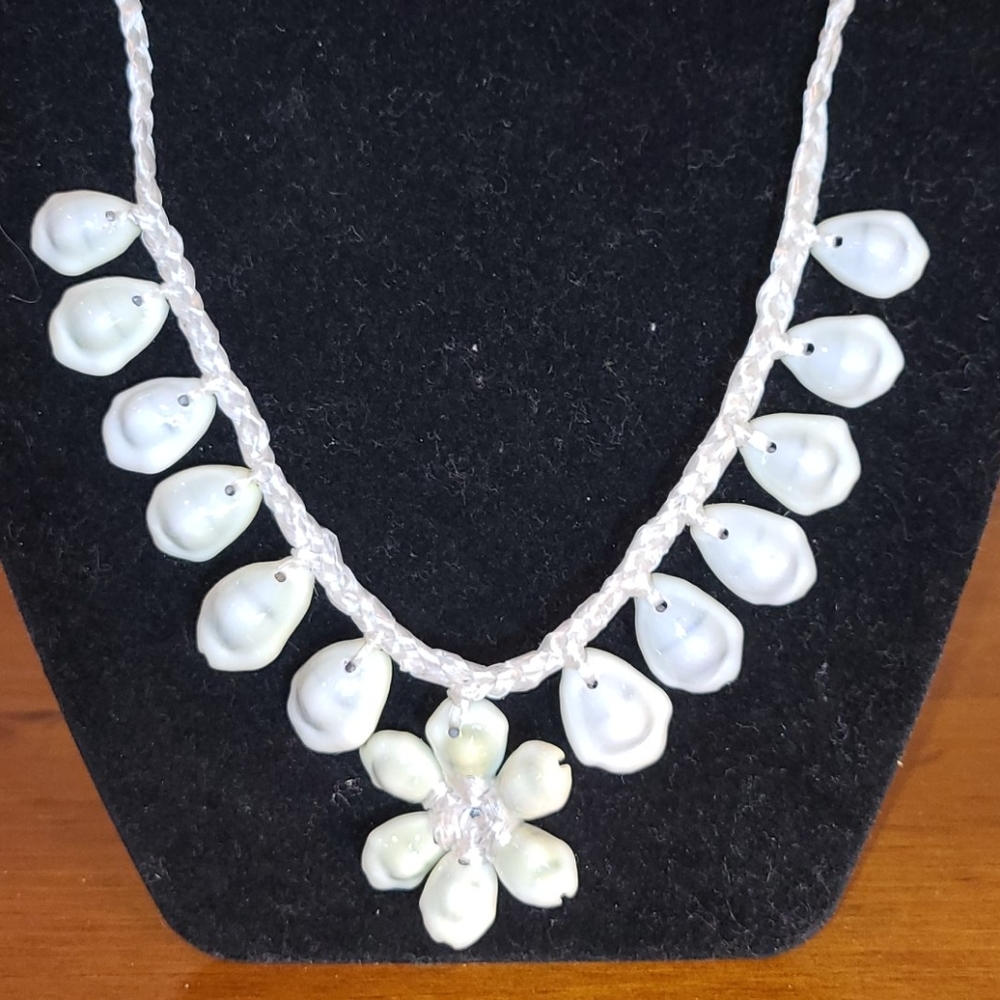 Shell Choker